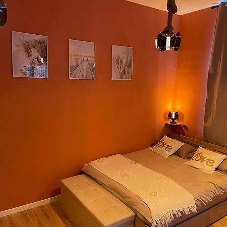 Studio Cosy Et Chaleureux กาเลส์ ภายนอก รูปภาพ